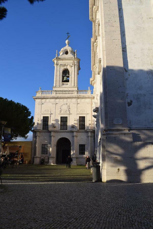 Aesthetic Riverview Apartment In Historical Lisboa Exterior foto