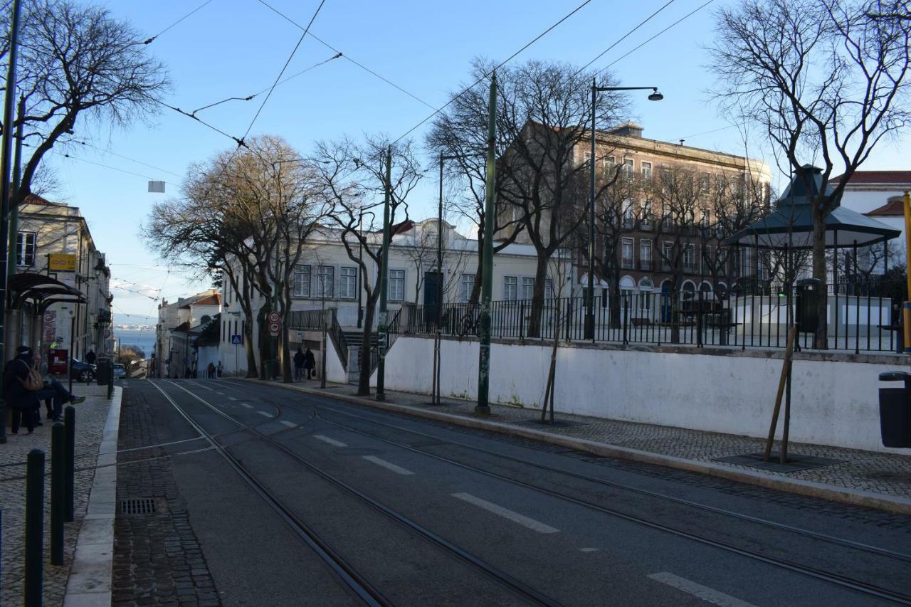 Aesthetic Riverview Apartment In Historical Lisboa Exterior foto