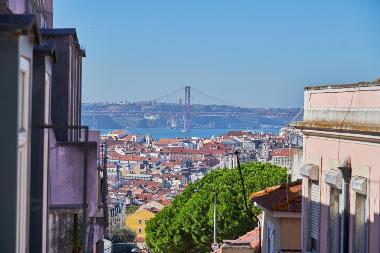 Aesthetic Riverview Apartment In Historical Lisboa Exterior foto