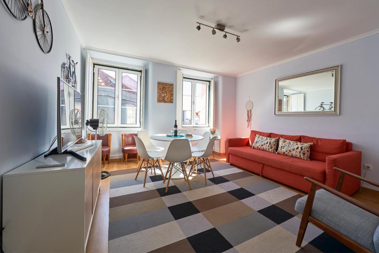 Aesthetic Riverview Apartment In Historical Lisboa Exterior foto