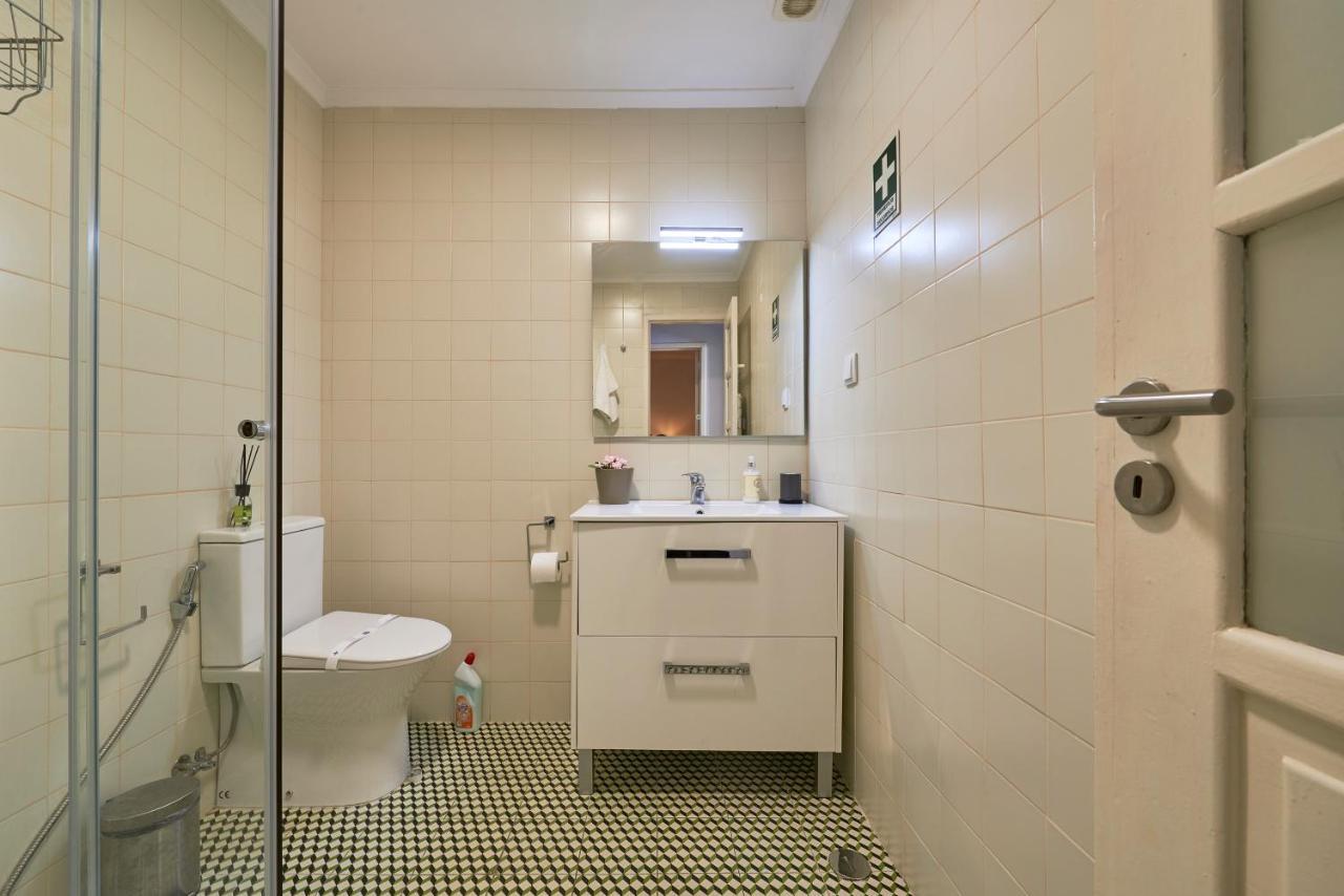 Aesthetic Riverview Apartment In Historical Lisboa Exterior foto