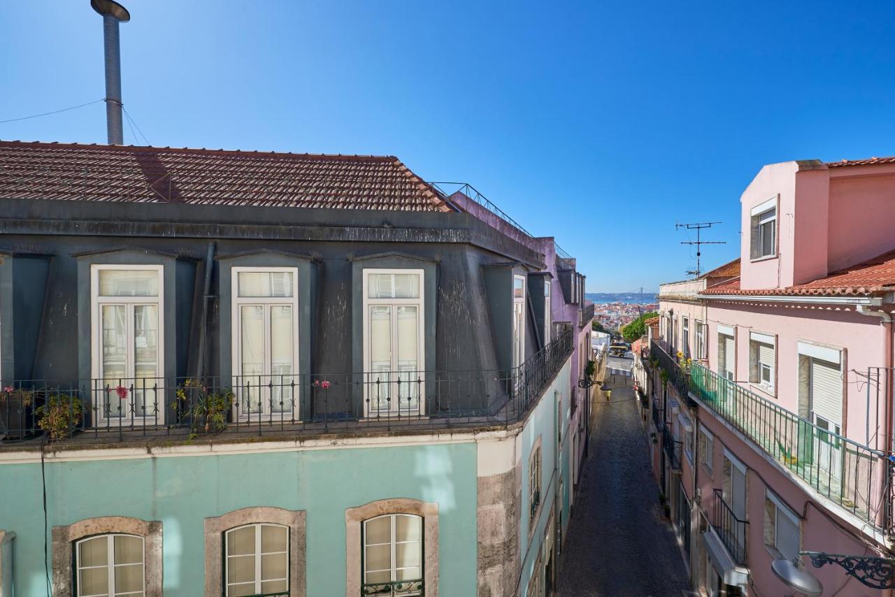 Aesthetic Riverview Apartment In Historical Lisboa Exterior foto